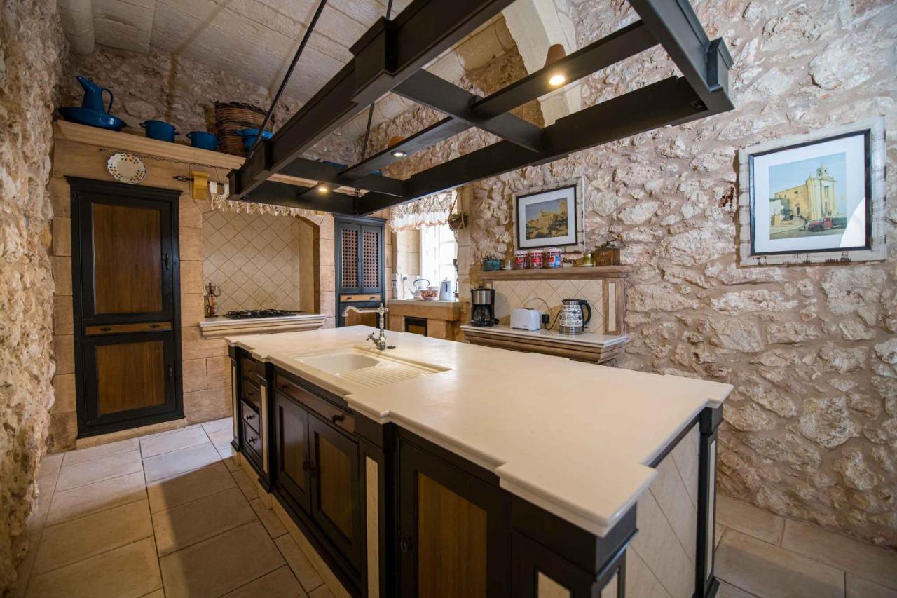 Ta' Kullarina Farmhouse With Private Pool In Island Of Gozo Βίλα Zebbug  Εξωτερικό φωτογραφία