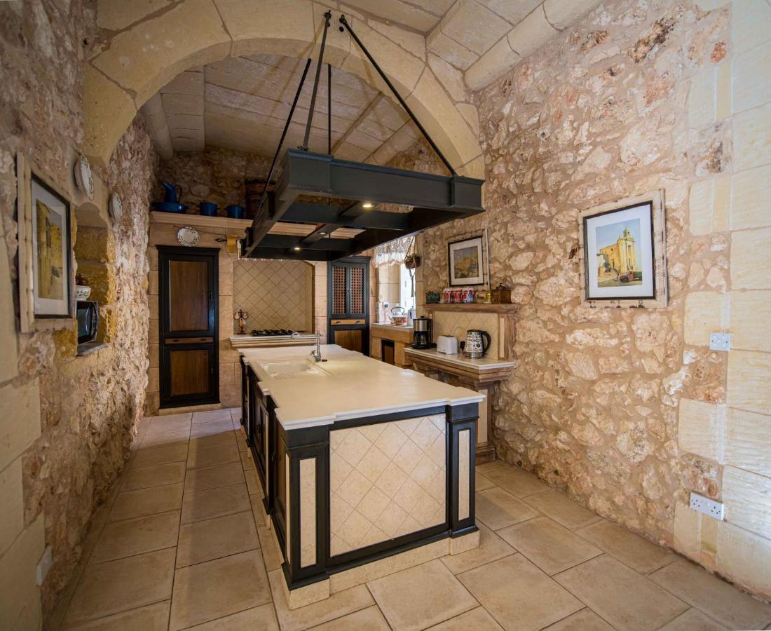 Ta' Kullarina Farmhouse With Private Pool In Island Of Gozo Βίλα Zebbug  Εξωτερικό φωτογραφία