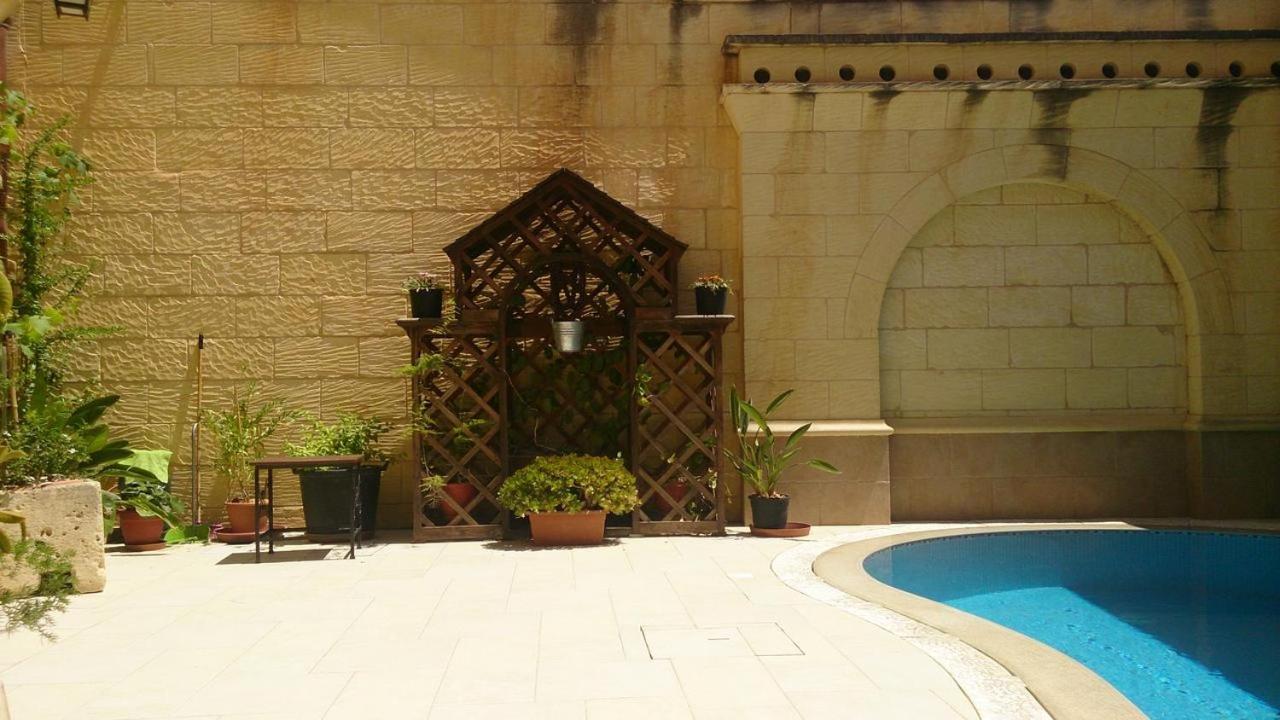 Ta' Kullarina Farmhouse With Private Pool In Island Of Gozo Βίλα Zebbug  Εξωτερικό φωτογραφία
