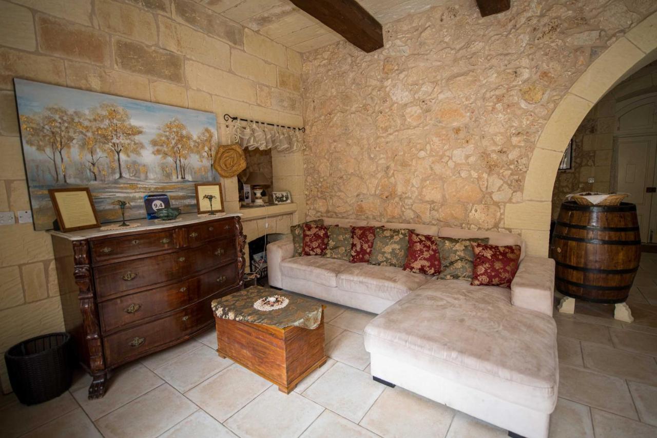 Ta' Kullarina Farmhouse With Private Pool In Island Of Gozo Βίλα Zebbug  Εξωτερικό φωτογραφία